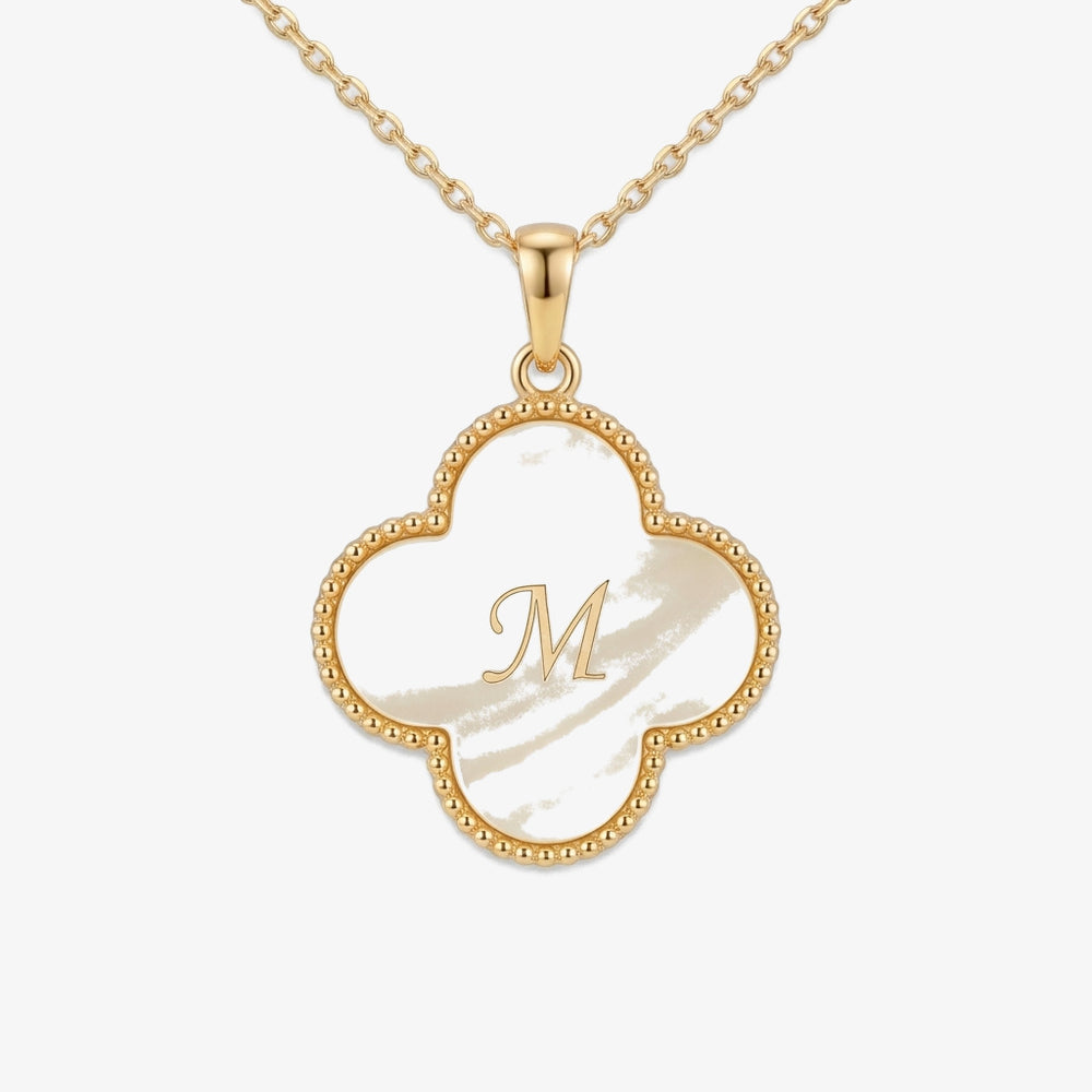 Colar Trevo com Inicial dourado