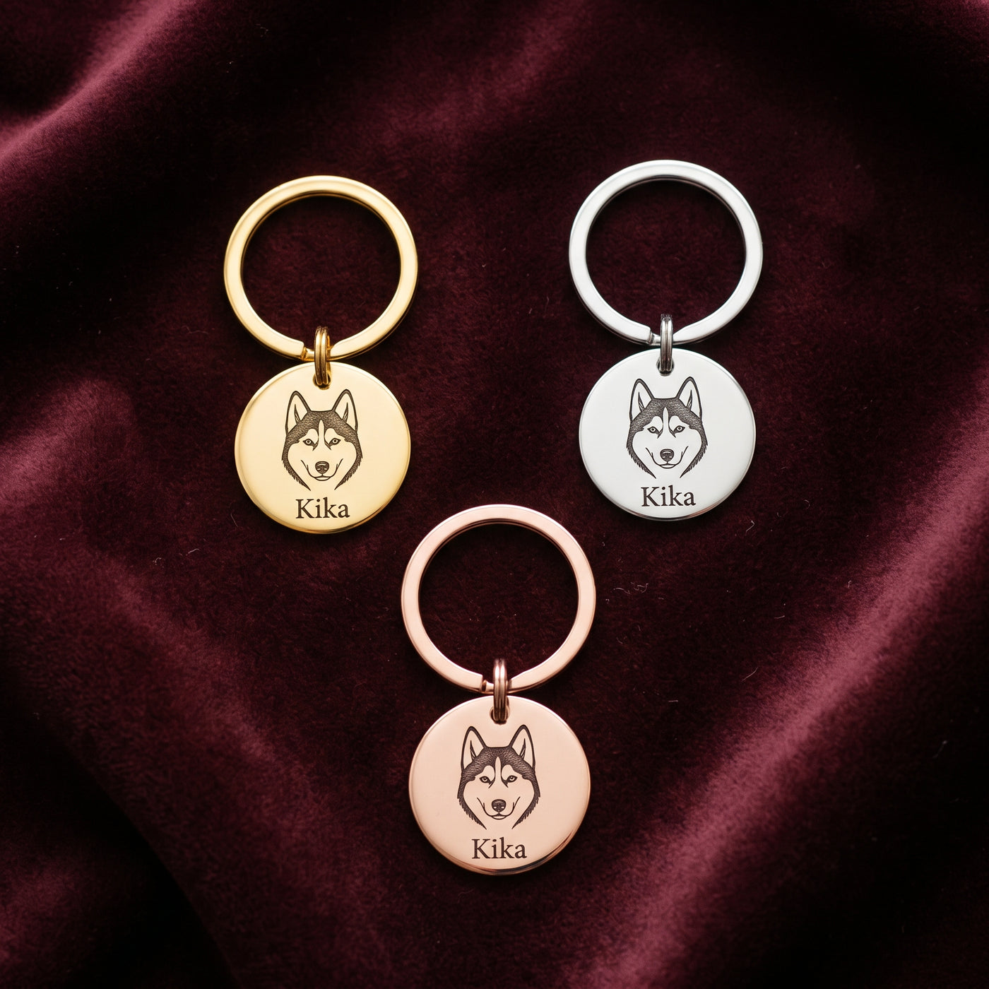 Porta-chaves nas três cores: dourado, prateado e rosé