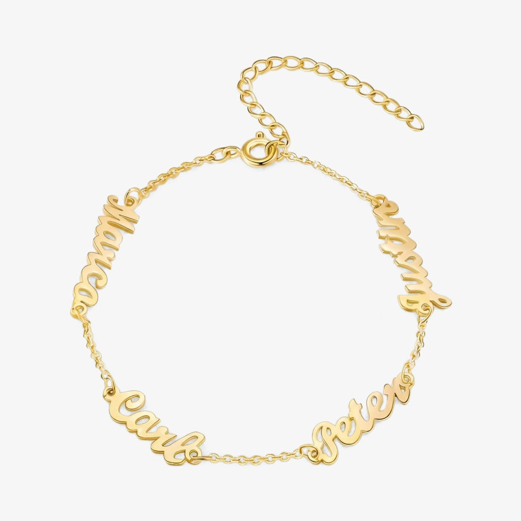 Pulseira Constelação de Nomes em dourado com quatro nomes personalizados