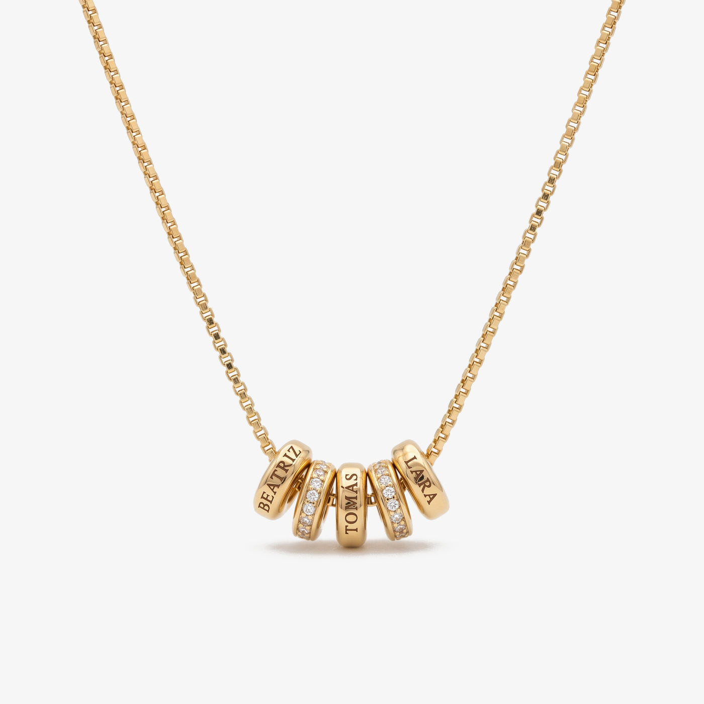 Colar Contas com Nomes dourado