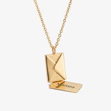 Colar Envelope com Mensagem dourado