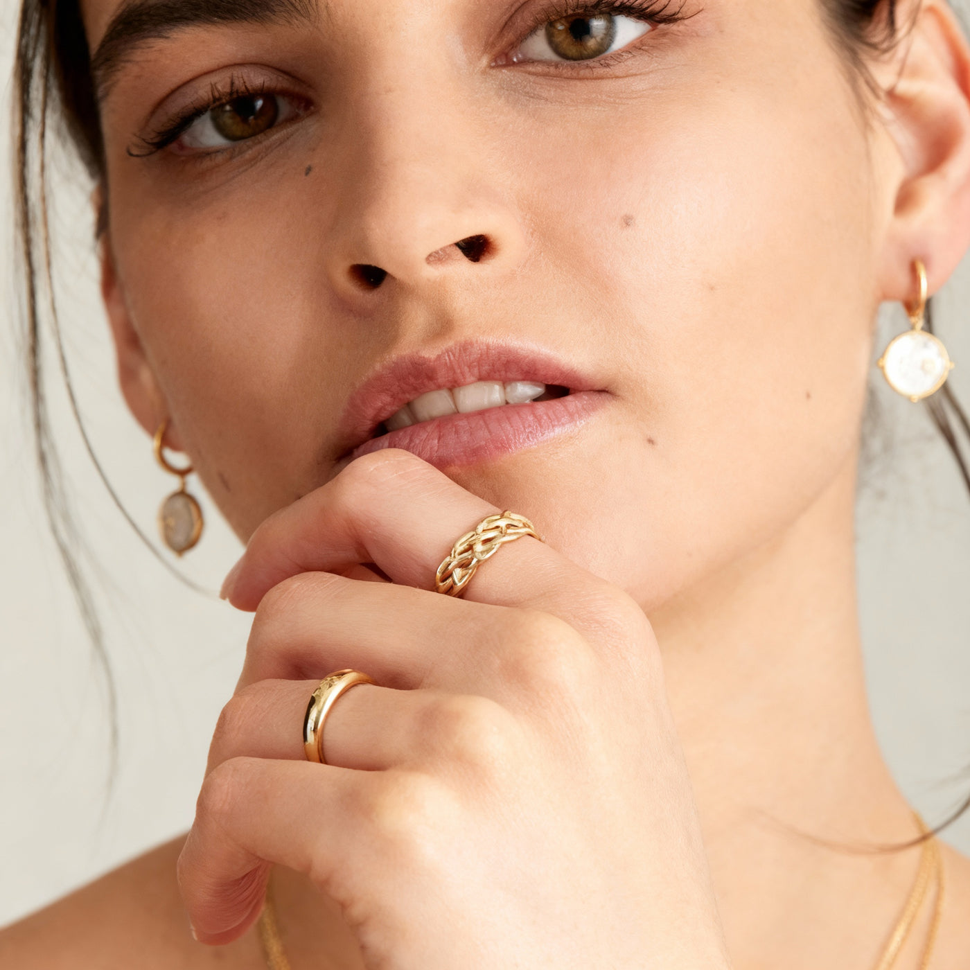 Aura Ring – Luminous Open