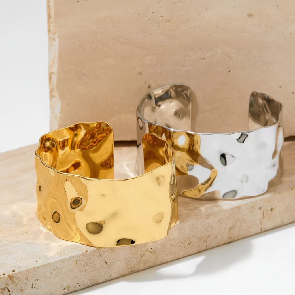 Aurum Flux Bracelet – Molten Cuff