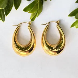 Liqua Earrings – Sculpted Teardrop Hoop